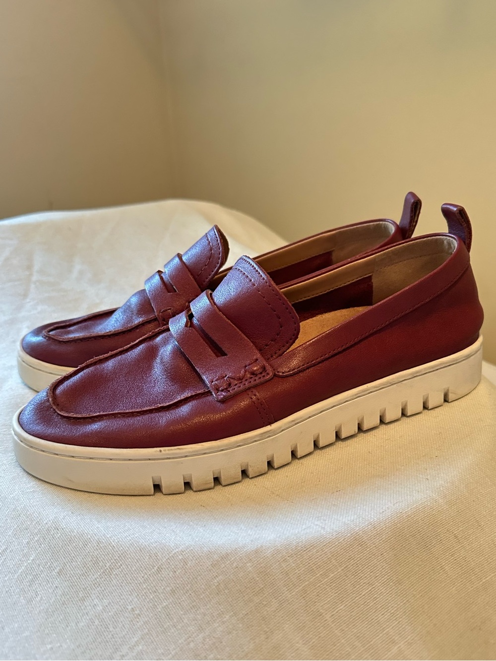 Vionic Uptown Burgundy Leather Slip-On Chunky Loafers Arch Support US 8 Comfort